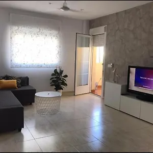 Piso Luminoso Cerca De La Playa Apartamento